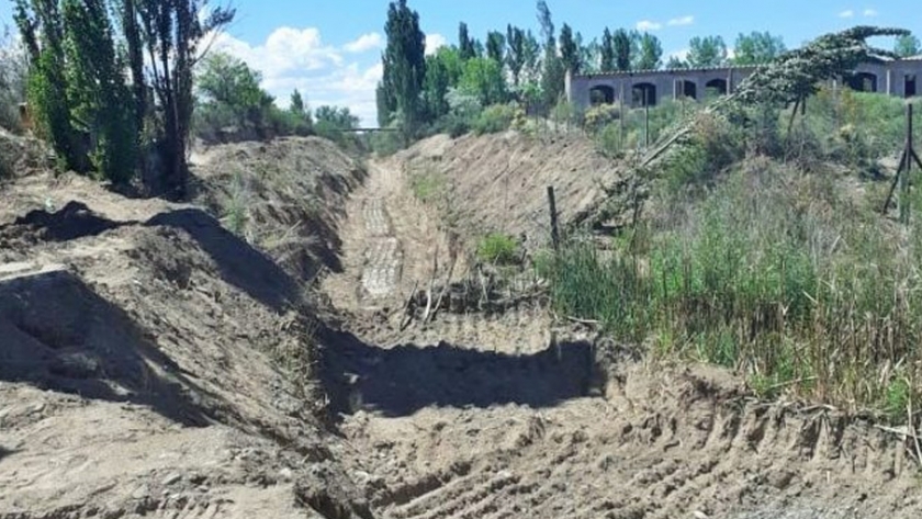 Hidráulica limpió más de 3 kilómetros de cauces en el sur provincial