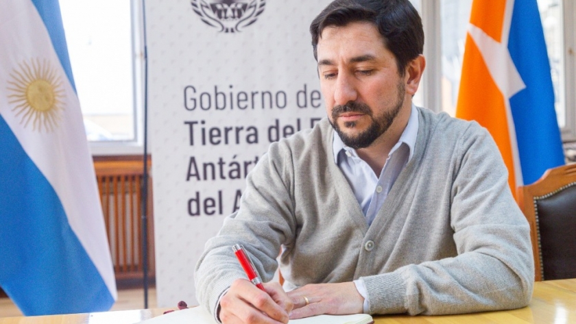 Zapata García dio cuenta de los aspectos técnicos del Consenso Fiscal acordado con Nación