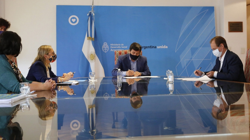 Convenio con Entre Ríos para urbanizar barrios populares