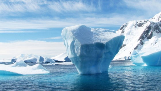 El derretimiento glaciar acelera: un desafío sin precedentes para el clima global