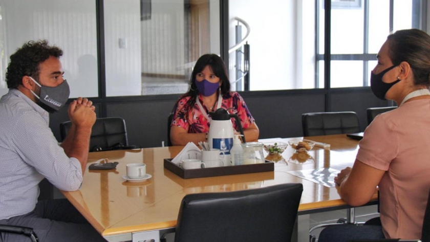 Trabajo articulado para la inserción laboral de jóvenes y mujeres en el sector industrial
