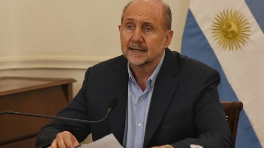 Perotti resaltó el rol protagónico de la Provincia para generar un movimiento económico sin alterar la rigidez en el cuidado de salud
