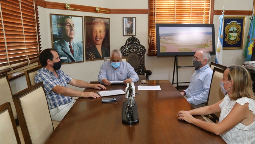 Se firmó un convenio de investigación y cooperación para estudiar la adaptación del Cannabis Medicinal al noreste bonaerense
