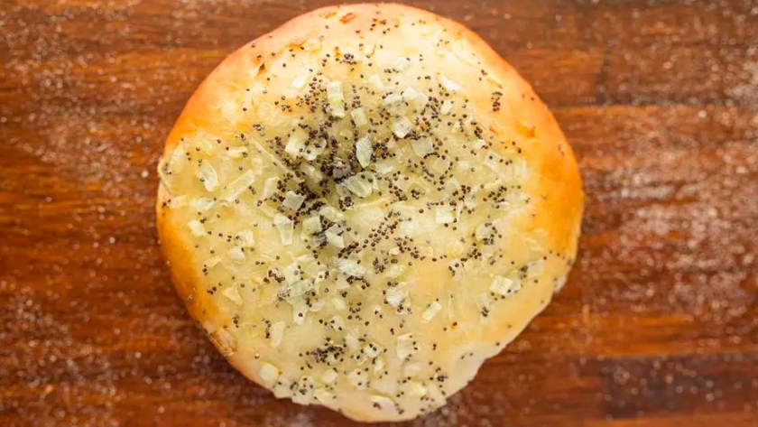Nuevos panaderos porteños rescatan el significado del tradicional pan en la mesa