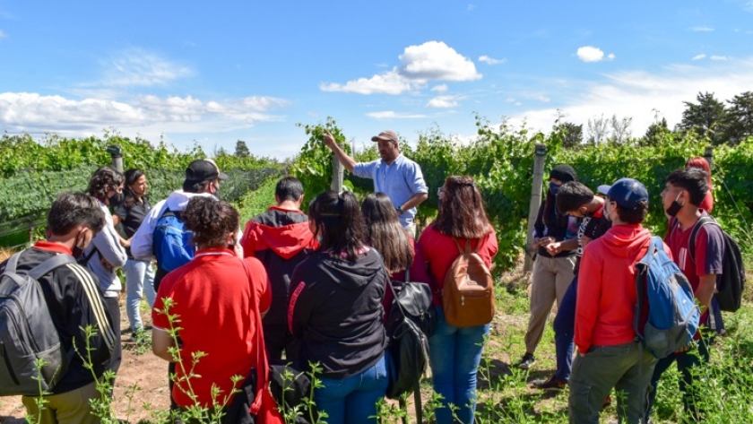 Sol puntano recibió la visita de estudiantes y docentes de la escuela técnica n° 6 “General San Martín”