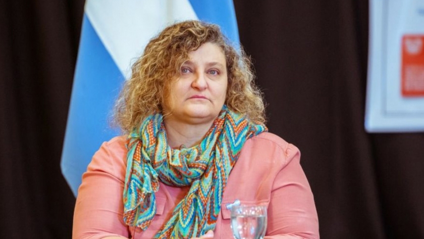 Castiglione: "El acompañamiento desde el ministerio será para sectores que no pueden acceder al sistema financiero formal"
