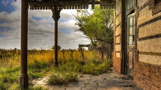 Lumb, el pueblo bonaerense detenido en el tiempo que sorprende a dos horas de Mar del Plata