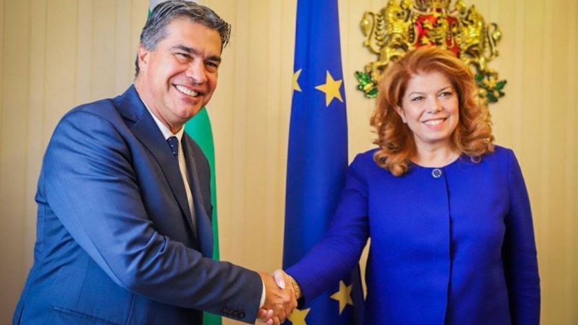 Grupo inversor búlgaro analiza inversiones en Chaco por 200 millones de euros para industrializar girasol y maíz