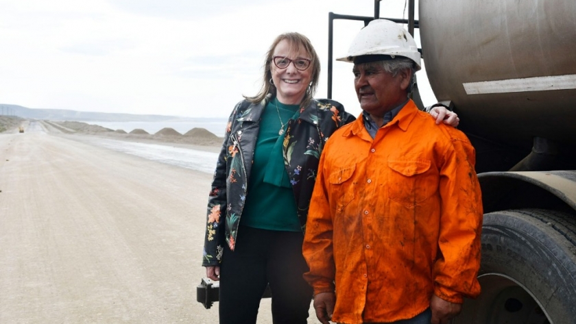 Hechos Para Crecer: Alicia presentó nuevos proyectos de obras públicas para Caleta Olivia