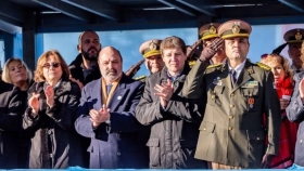 El Gobernador Melella participó del acto oficial por el 84° aniversario de Gendarmería Nacional