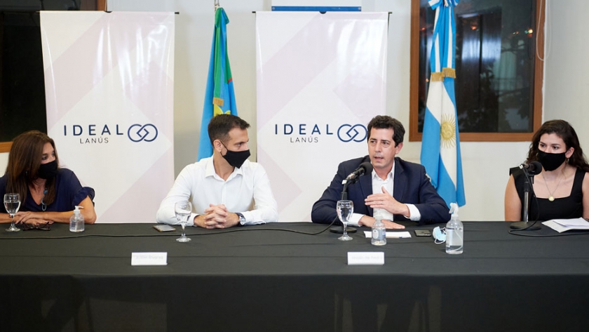 Wado de Pedro participó del lanzamiento de un instituto de formación para gobiernos locales en Lanús