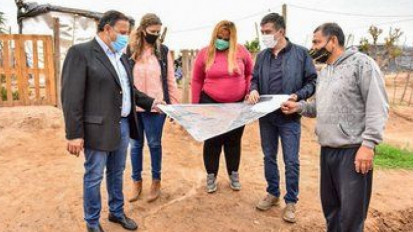 Quintela destacó que con el Plan Angelelli se busca mejorar la calidad de vida de miles de familias
