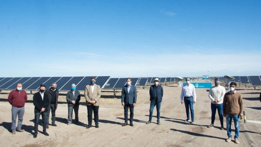 Suárez: "El mundo va hacia las energías limpias y renovables y eso en Mendoza está ocurriendo"