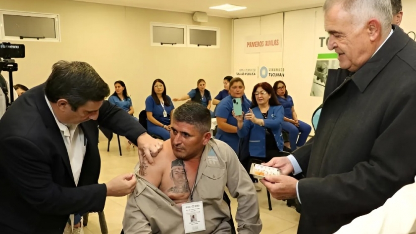 Salud dio a conocer que en dos días ya vacunó a más de 500 personas
