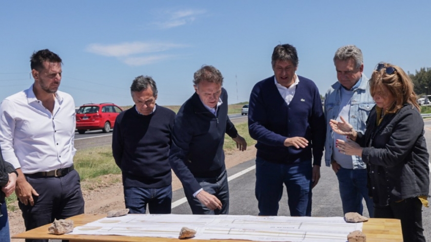 Agustín Rossi y Katopodis recorrieron las ciudades de Máximo Paz y Funes, al sur de la provincia de Santa Fe