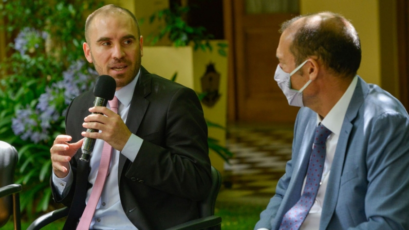 Guzmán y De Pedro firmaron acuerdos del Fondo Fiduciario con el gobernador de Neuquén