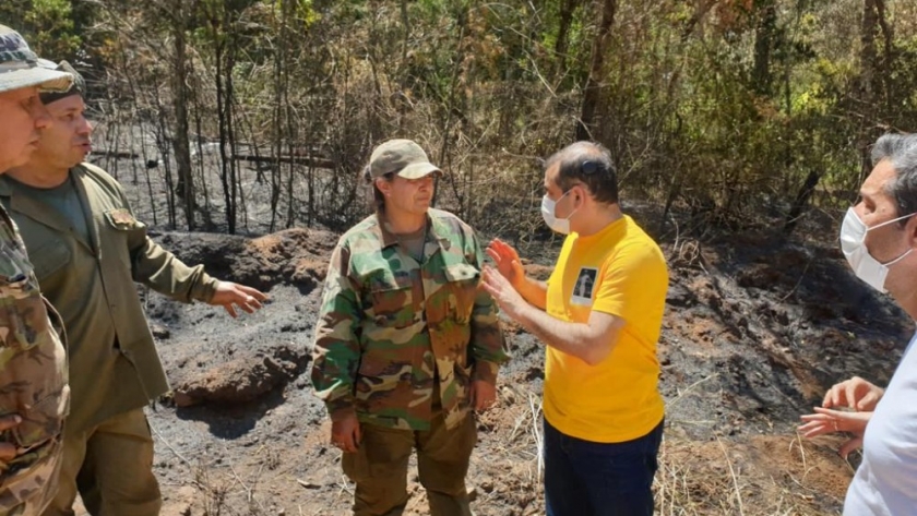 Herrera Ahuad recorre zonas de incendios en toda la provincia