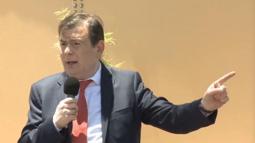 Gerardo Zamora: “Este es el país del revés”