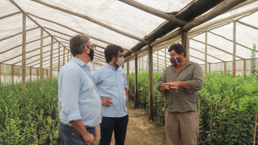 El presidente del INASE, Joaquín Serrano, visitó la localidad bonaerense de San Pedro