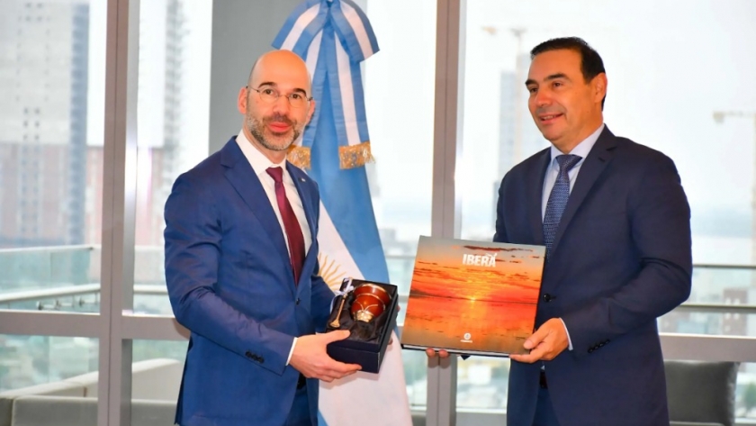 El gobernador Valdés recibió a miembros de la Unión Europea y profundizó vínculos