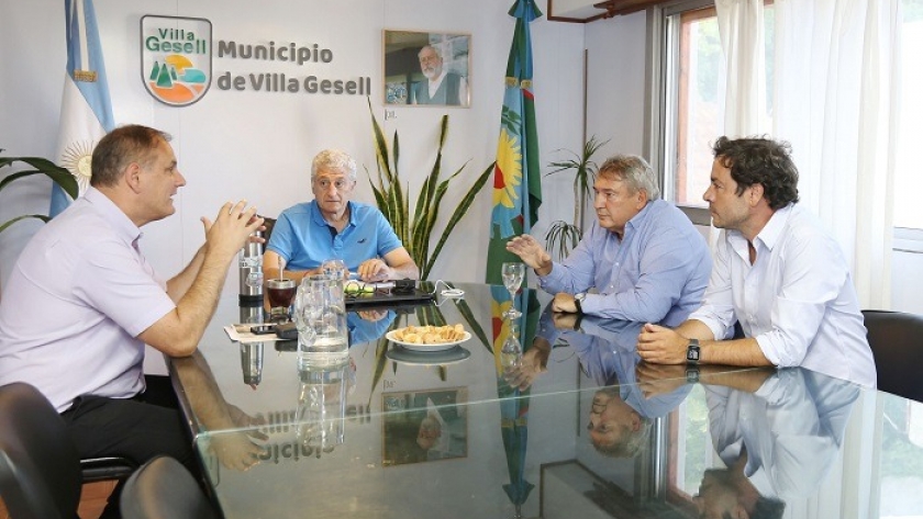 D'Onofrio se reunió con intendentes por el conflicto con la empresa Costa Azul