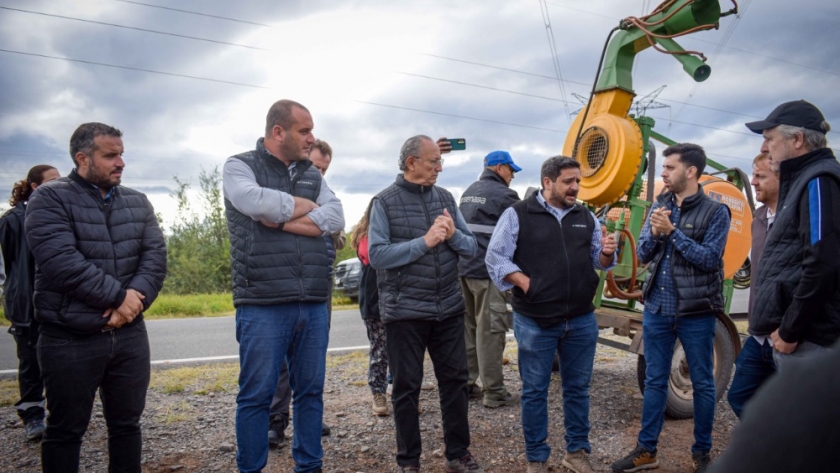 El SENASA y el Gobierno de Catamarca refuerzan el control de la plaga de langostas