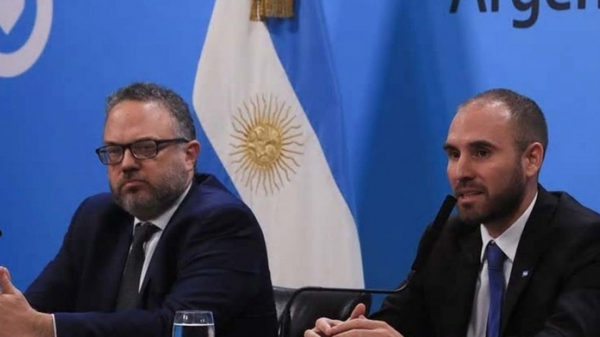 Los ministros de Economía y de Desarrollo Productivo anunciaron un paquete de medidas para paliar el impacto económico de la pandemia del COVID-19