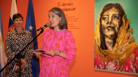 “Nací Niña”: arte, igualdad y homenaje en el Recoleta con mirada finlandesa