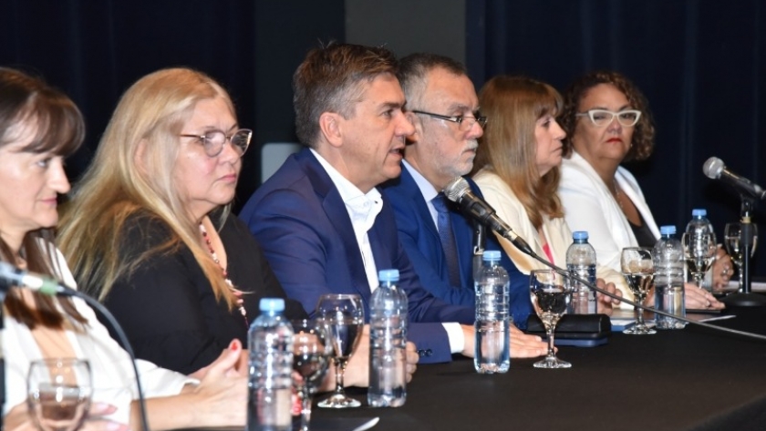 Zdero: “Tenemos el compromiso de trabajar por la igualdad de las mujeres”