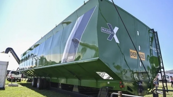 La tolva más grande del planeta carga hasta diez camiones y tiene un uso peculiar