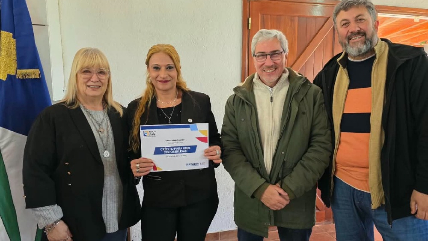 Créditos en General Deheza llegaron a 16 vecinos