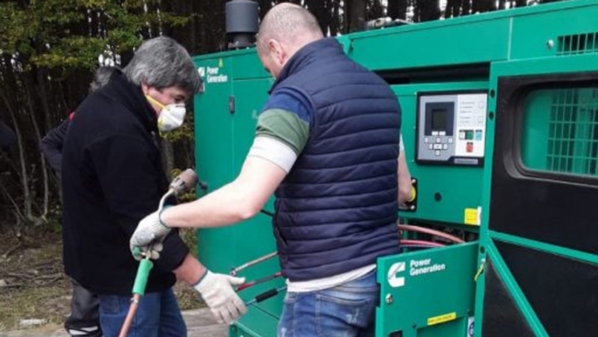 La DPE instaló un generador que proveerá de energía a la zona de Lago Escondido