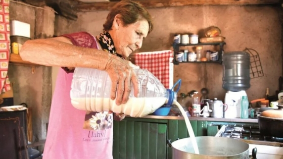 Doña Yolanda Alcaraz, una productora de 81 años que cría cabras en Villa de la Quebrada