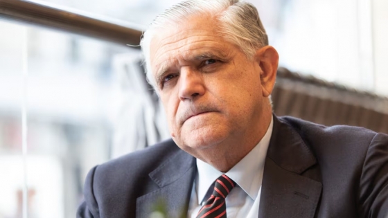 Ricardo López Murphy propone reemplazar el peso por Argentum para simplificar la economía