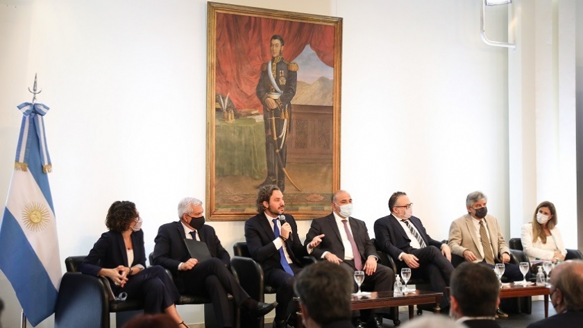 Manzur y Cafiero presentaron en Cancillería el Plan de Promoción de Exportaciones 2022