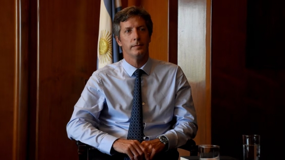 Pese al ajuste monetario, el techo del dólar a $1.300 sigue siendo frágil para el mercado