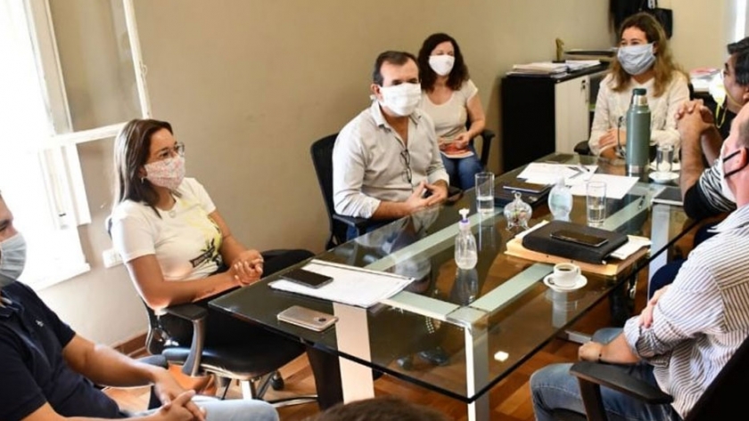 Provincia y municipios crearán un consorcio para la gestión de residuos sólidos urbanos de la región 10