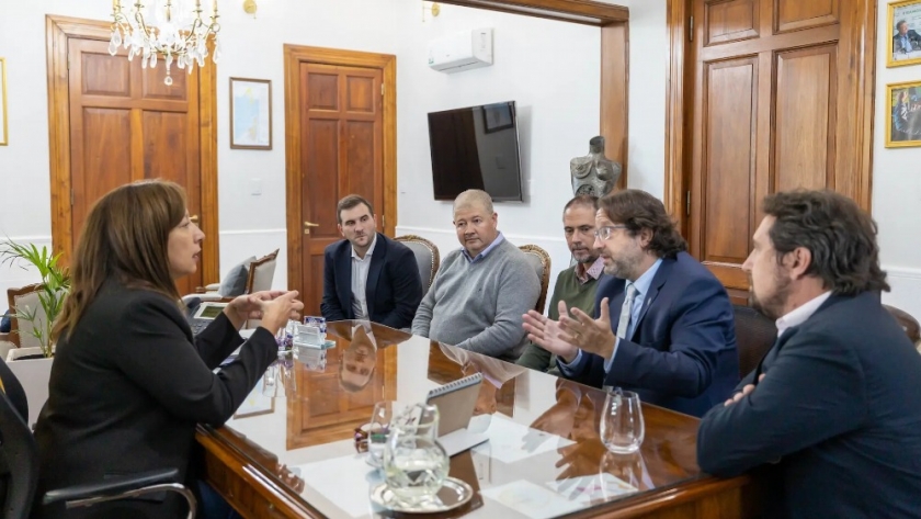 Carreras recibió a autoridades del INDEC y del Censo 2022