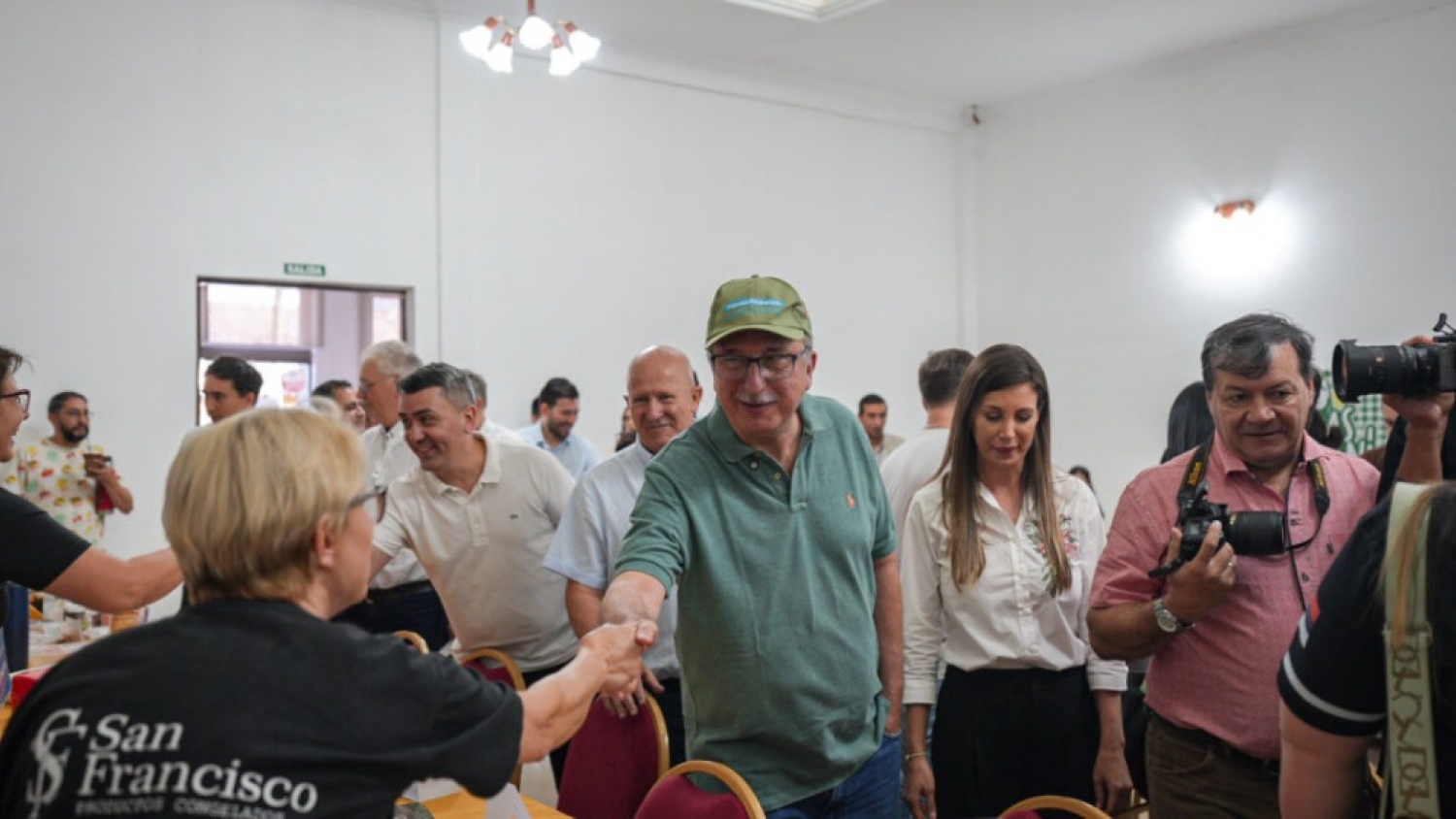 Productores y empresarios misioneros impulsan el comercio local en la Segunda Ronda de Negocios +Mercado