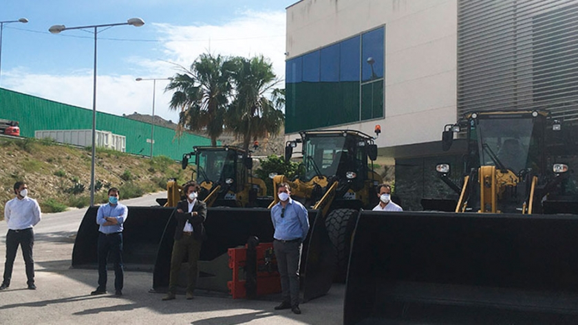FCC Medio Ambiente renueva la maquinaria móvil de la planta del Campello