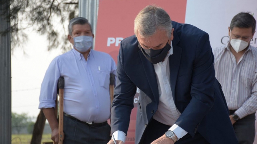Morales indicó que se ponen en marcha la edificación de 15 escuelas