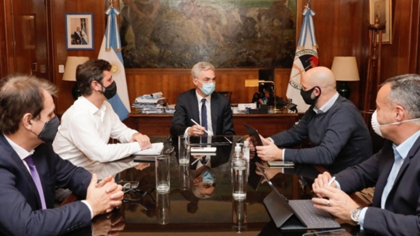 Provincia articula con Nación y la Ciudad para reforzar controles en transporte público y accesos al AMBA