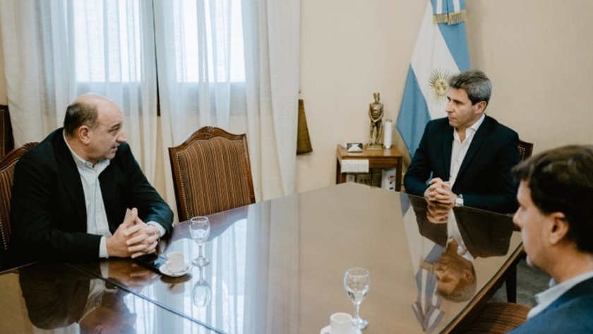El gobernador Uñac recibió a integrantes de la Federación Económica