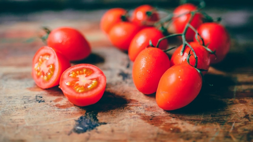 Los tomates cherry: pequeños pero poderosos aliados para la salud