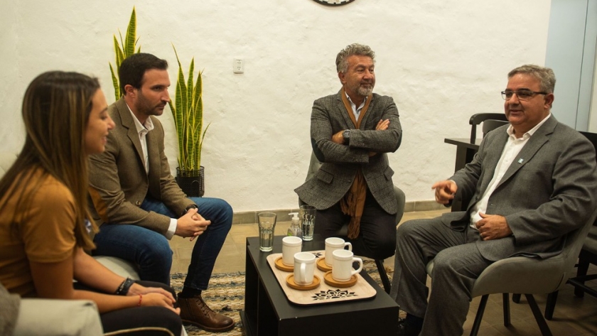 Coteca anunció millonaria inversión y expansión al rubro de la confección