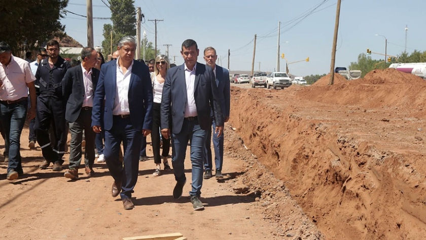 Avanzan obras para mejorar la calidad de vida para vecinos de Añelo
