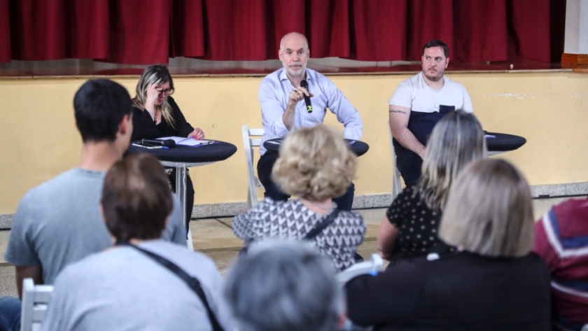 Horacio Rodríguez Larreta mantuvo un encuentro con vecinos de Villa Soldati