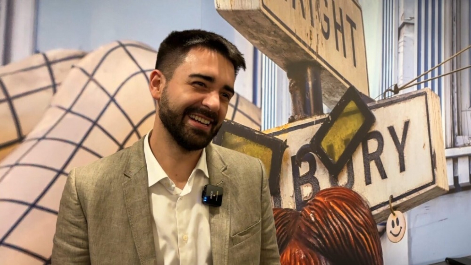 Michroma scales stable natural pigments from fungi