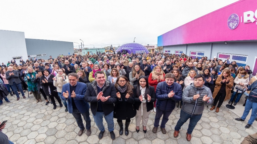 Tierra del Fuego: Katopodis inauguró y recorrió obras en toda la provincia