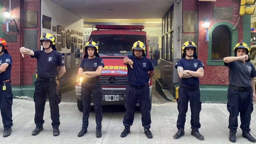 Conferencia de Prensa Clave en Bomberos: El Intendente y Autoridades Brindan Novedades